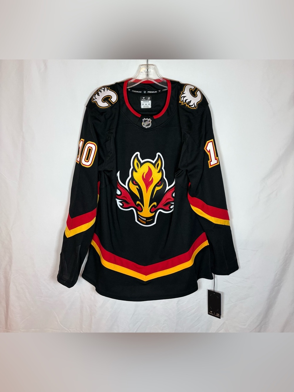 Fanatics Calgary Flames #10 Huberdeau Alternate Blasty Hockey Jersey Size 44